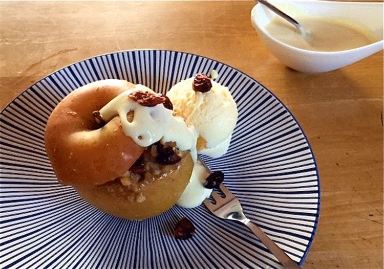 Birnenkuchen mit Schoko-Stücken und Walnüssen - Küchenmomente